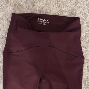 SPANX Deep Burgundy High-Waist booty boost Leggings